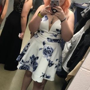 White with blue roses formal/semiformal dress